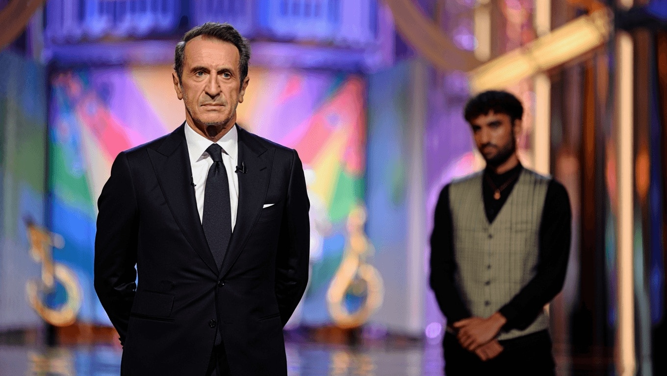 Mario Biondi e il primo disco in italiano: «Volevo portare un brano a Sanremo, ma Conti non me l'ha preso. Salvo poi fare il "paraculo" quando ho accompagnato Sayf»