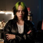 Billie Eilish vista in concerto, nei camerini e nel backstage come mai prima (grazie a James Cameron di Titanic)